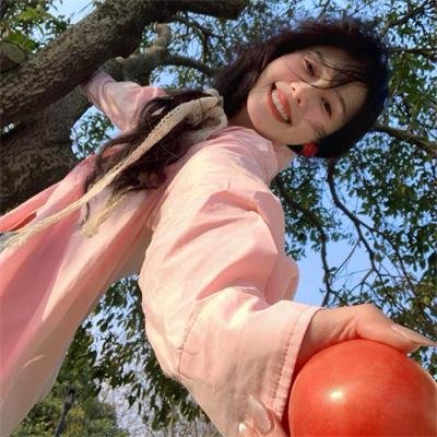 爱上女主播海报